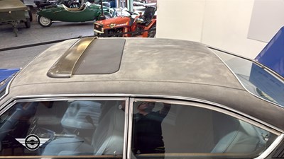 Lot 72 - 1975 FORD GRANADA GHIA CPE AUTO