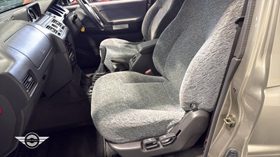 Lot 95 - 1998 MITSUBISHI SHOGUN GLS TD