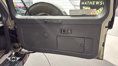 Lot 95 - 1998 MITSUBISHI SHOGUN GLS TD