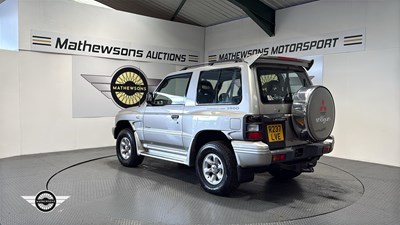 Lot 95 - 1998 MITSUBISHI SHOGUN GLS TD
