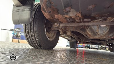 Lot 95 - 1998 MITSUBISHI SHOGUN GLS TD