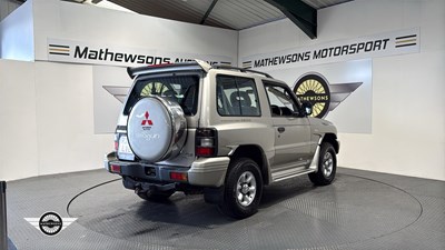 Lot 95 - 1998 MITSUBISHI SHOGUN GLS TD