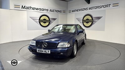 Lot 101 - 1996 MERCEDES SL280 AUTO