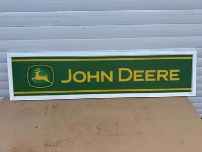 Lot 801 - JOHN DEERE LIGHT UP SIGN 47" X 12"