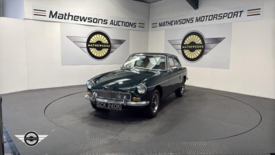 Lot 255 - 1972 MG B GT