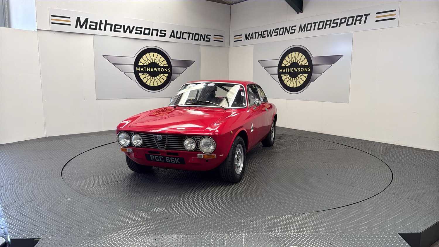 Lot 313 - 1972 ALFA ROMEO 2000 GT VELOCE