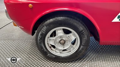 Lot 313 - 1972 ALFA ROMEO 2000 GT VELOCE