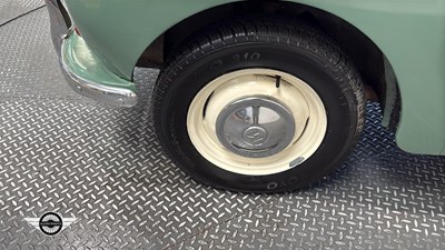 Lot 789 - 1957 MORRIS MINOR