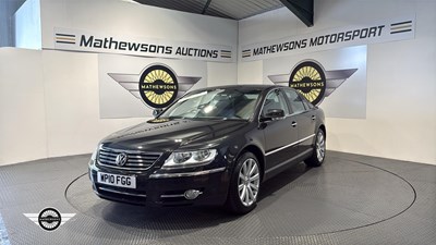 Lot 855 - 2010 VOLKSWAGEN PHAETON 4MOTION TDI SWB A