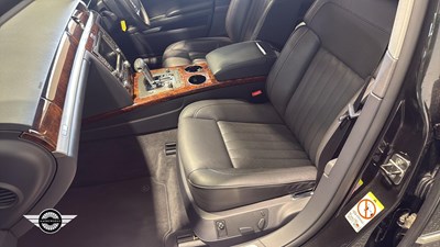Lot 855 - 2010 VOLKSWAGEN PHAETON 4MOTION TDI SWB A
