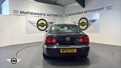 Lot 855 - 2010 VOLKSWAGEN PHAETON 4MOTION TDI SWB A