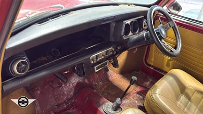 Lot 766 - 1973 AUSTIN MINI CLUBMAN ESTATE