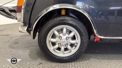 Lot 889 - 1990 MINI COOPER