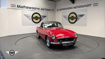 Lot 60 - 1971 MG B