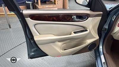 Lot 567 - 2006 JAGUAR XJ6 2.7 TDVI