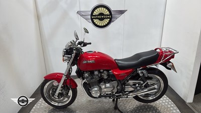 Lot 387 - 1991 KAWASAKI ZEPHER ZR750-C1