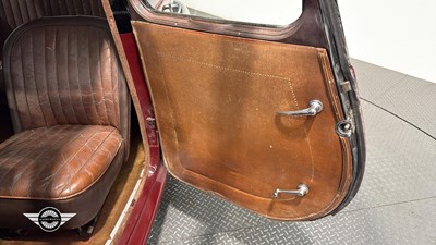 Lot 837 - 1946 MORRIS