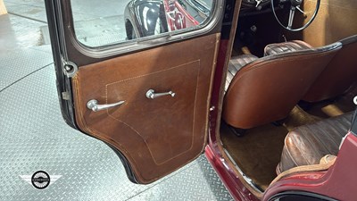 Lot 837 - 1946 MORRIS