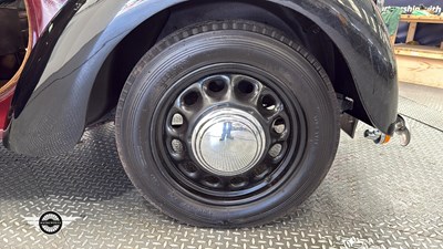 Lot 837 - 1946 MORRIS