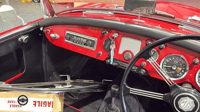 Lot 832 - 1961 MG MGA