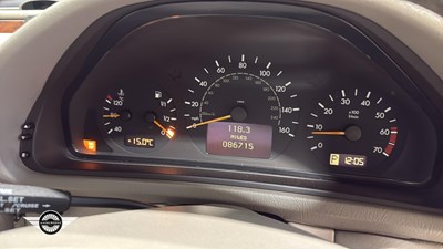 Lot 568 - 1999 MERCEDES CLK 230