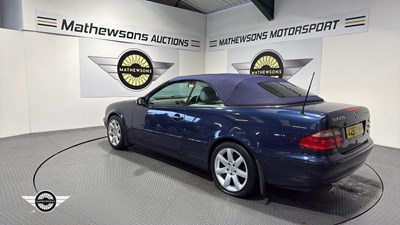 Lot 568 - 1999 MERCEDES CLK 230