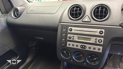 Lot 886 - 2004 FORD FIESTA LX