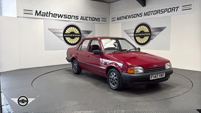 Lot 600 - 1988 FORD ORION L