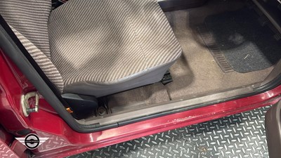 Lot 600 - 1988 FORD ORION L