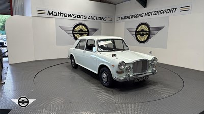 Lot 709 - 1970 VANDEN PLAS 1300 PRINCESS