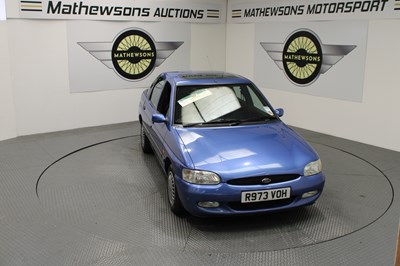 Lot 20 - 1998 FORD ESCORT LX
