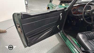 Lot 32 - 1969 TRIUMPH TR6