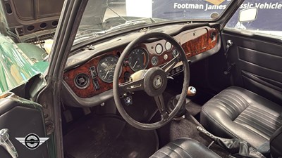 Lot 32 - 1969 TRIUMPH TR6