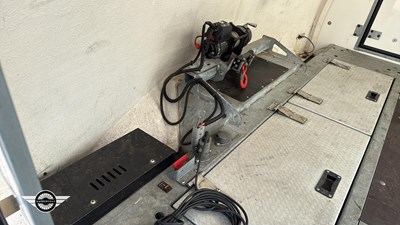 Lot 71 - BRIAN JAMES COVERED RACE TRAILER