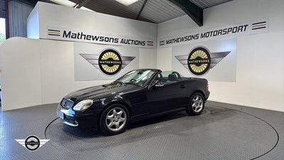 Lot 385 - 2003 MERCEDES SLK 230 KOMPRESSOR AUTO