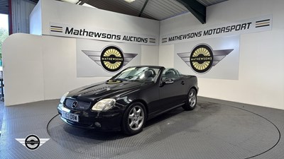 Lot 385 - 2003 MERCEDES SLK 230 KOMPRESSOR AUTO