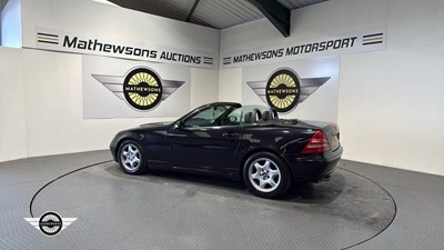 Lot 385 - 2003 MERCEDES SLK 230 KOMPRESSOR AUTO