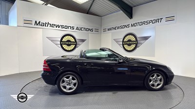 Lot 385 - 2003 MERCEDES SLK 230 KOMPRESSOR AUTO