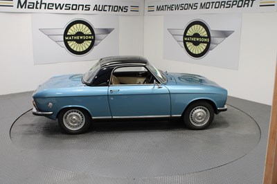 Lot 34 - 1973 PEUGEOT 304