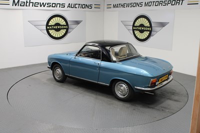 Lot 34 - 1973 PEUGEOT 304