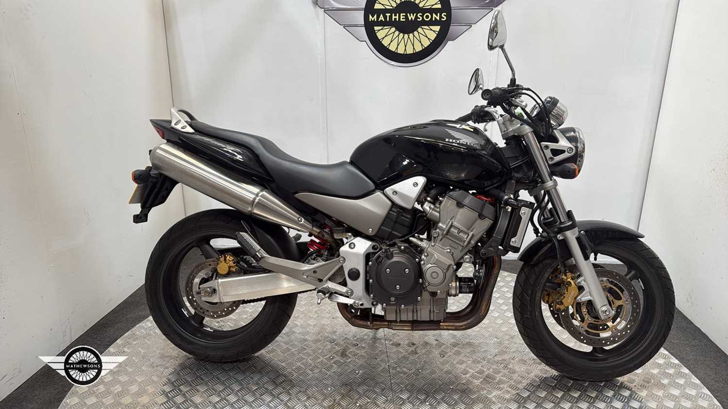 Lot 76 - 2008 HONDA CB 900 F-5