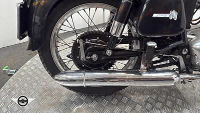 Lot 89 - 1956 GILERA B300 EXTRA