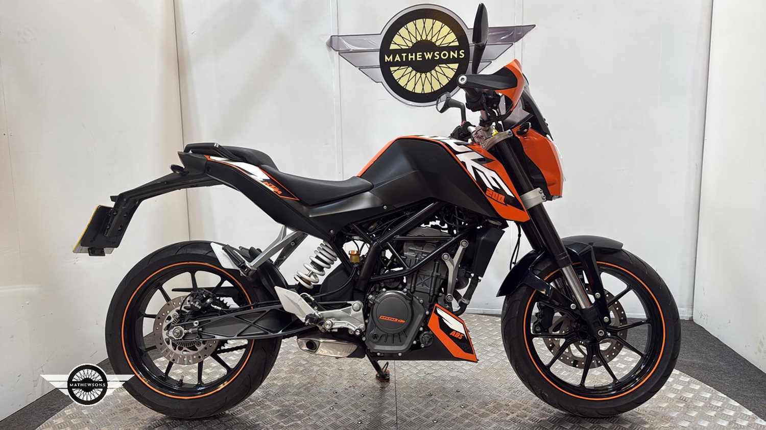 Lot 33 - 2013 KTM DUKE R 2300