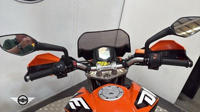 Lot 33 - 2013 KTM DUKE R 2300