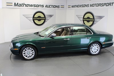 Lot 133 - 2004 JAGUAR XJ6 V6 SE AUTO
