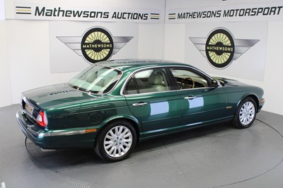 Lot 133 - 2004 JAGUAR XJ6 V6 SE AUTO
