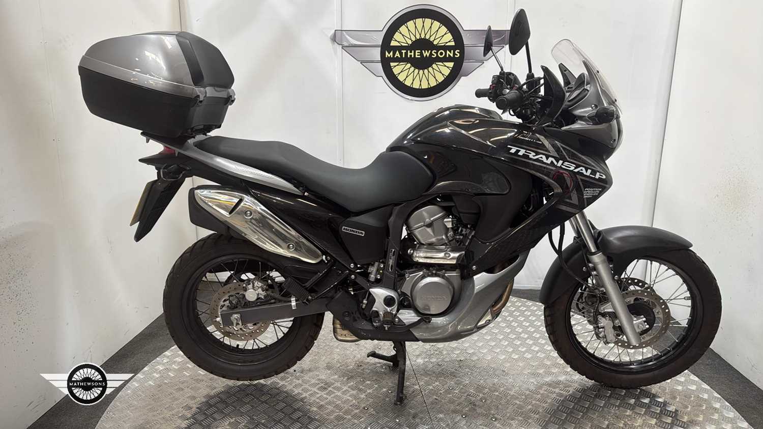 Lot 99 - 2009 HONDA XL 700 VA-9