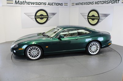 Lot 323 - 2004 JAGUAR XK8 COUPE AUTO