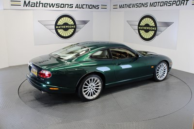Lot 323 - 2004 JAGUAR XK8 COUPE AUTO