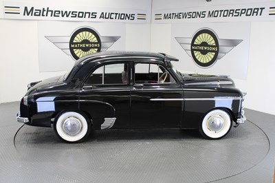 Lot 302 - 1954 VAUXHALL VELOX